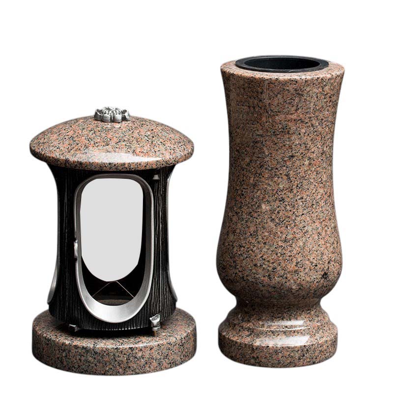 Grabschmuck-Set aus Granit