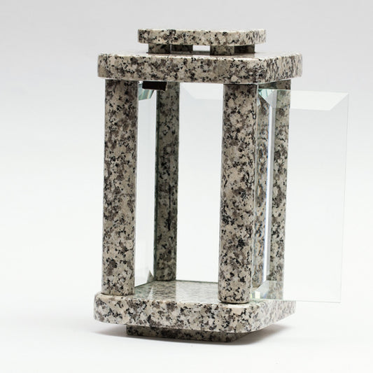 Grablampe Zeitlos aus Granit – Schlesisch